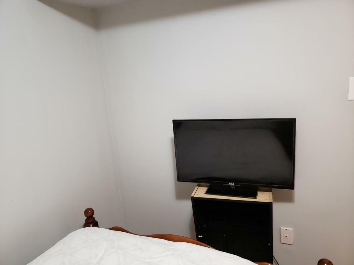 Private Room In Downtown Χάλιφαξ Εξωτερικό φωτογραφία